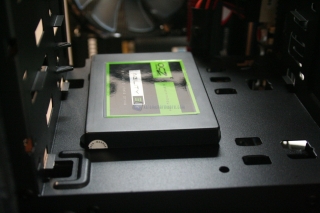 00077 CM690 III